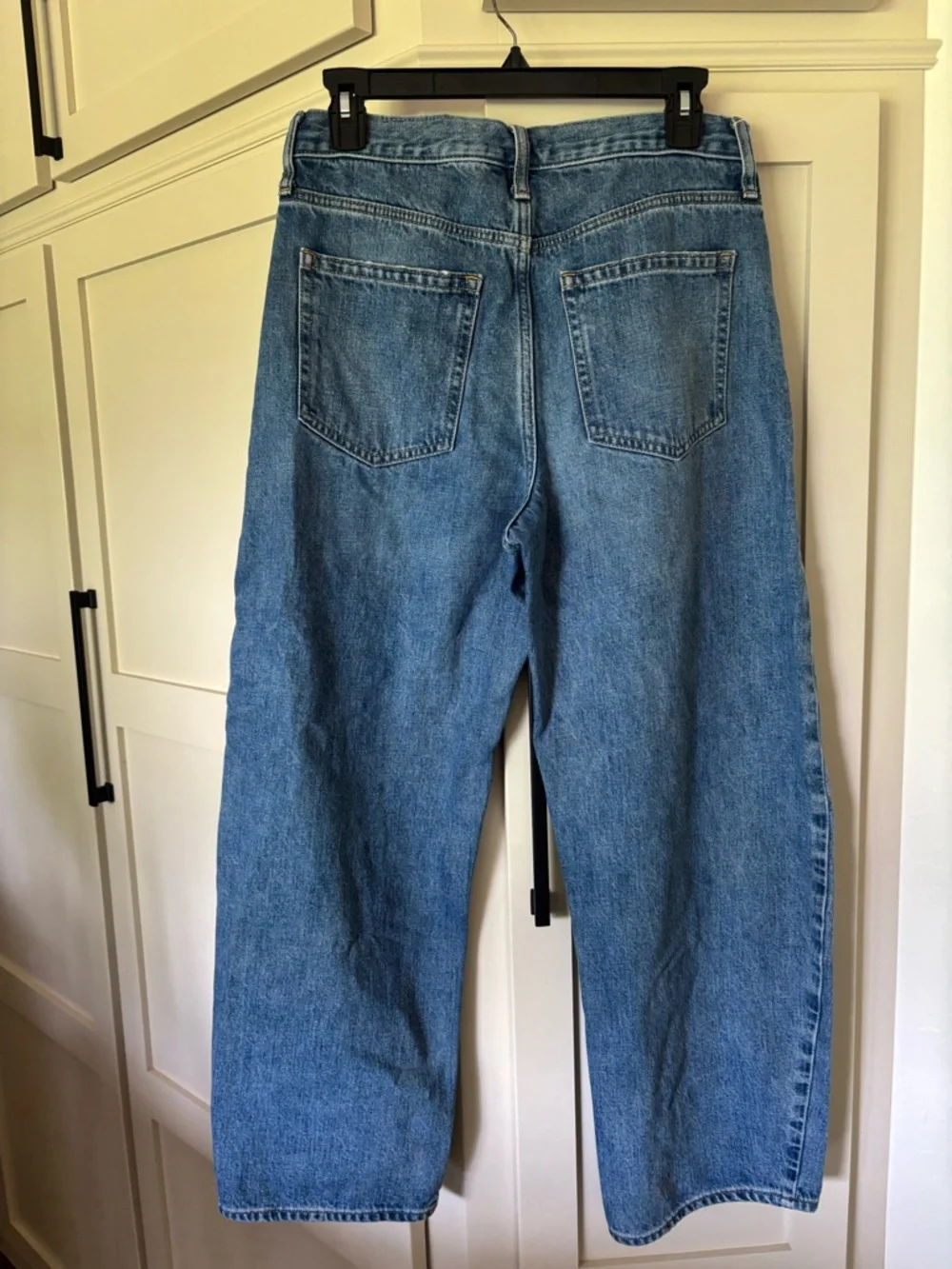 GAP High Rise Barrel Jean Medium Wash size 28s - Picture 4 of 10